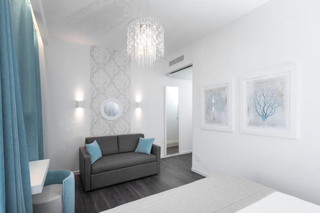 Litoraneo Suite Hotel ริมินี ภายนอก รูปภาพ