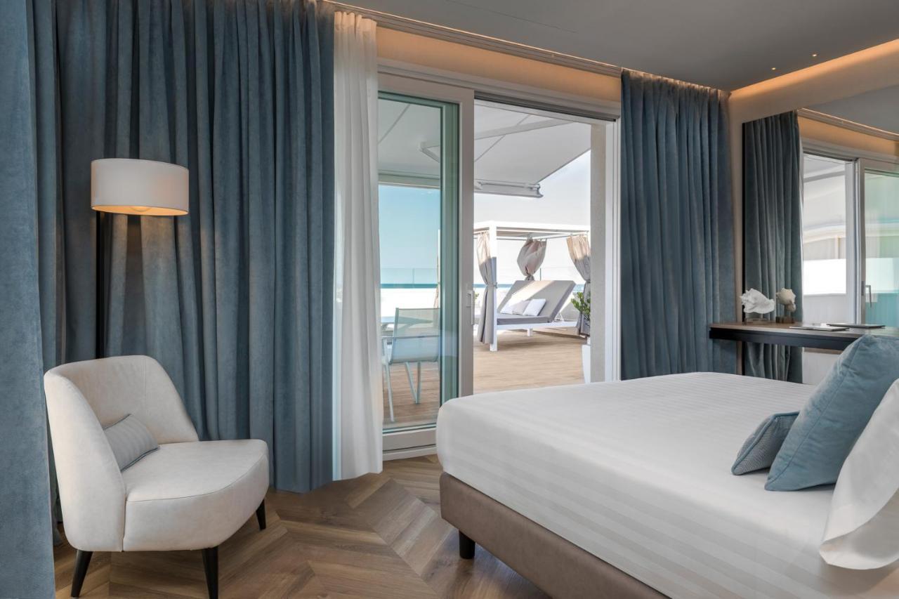 Litoraneo Suite Hotel ริมินี ภายนอก รูปภาพ